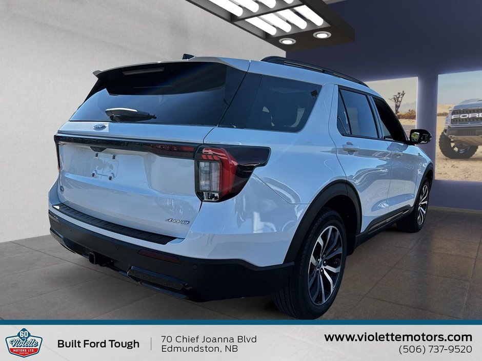 2026 Ford Explorer ST-Line