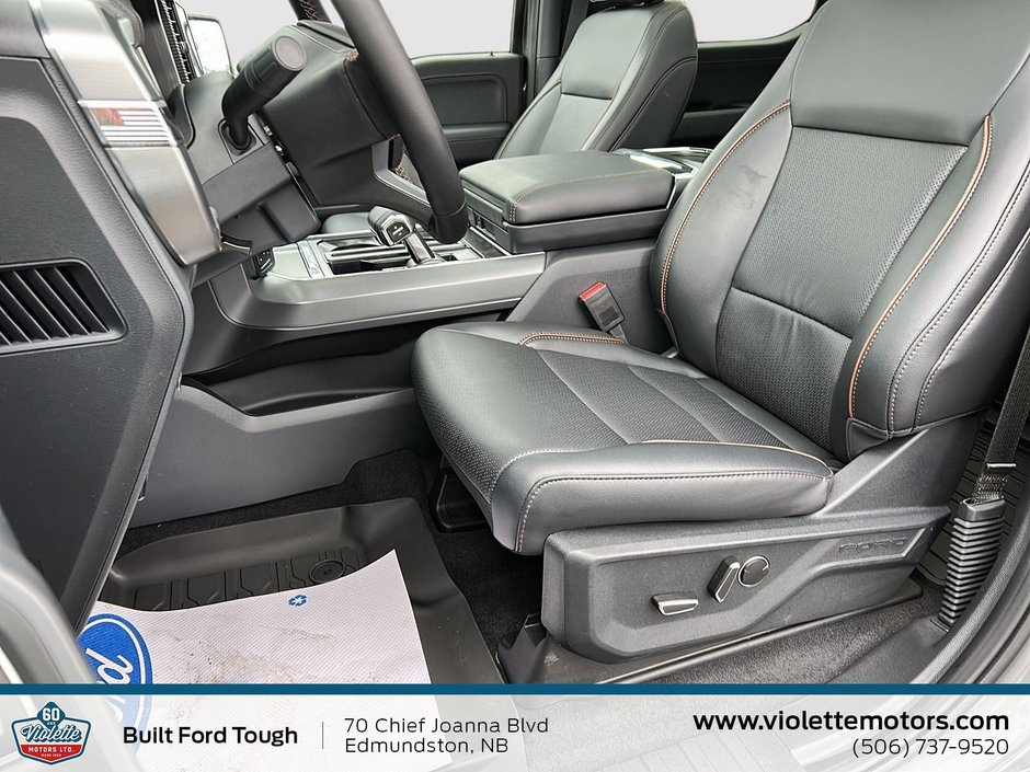 Ford F-150 LARIAT 2025