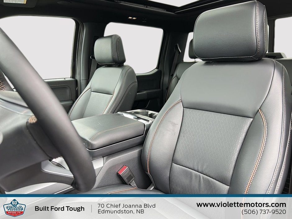 Ford F-150 LARIAT 2025