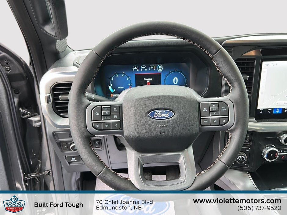 Ford F-150 LARIAT 2025