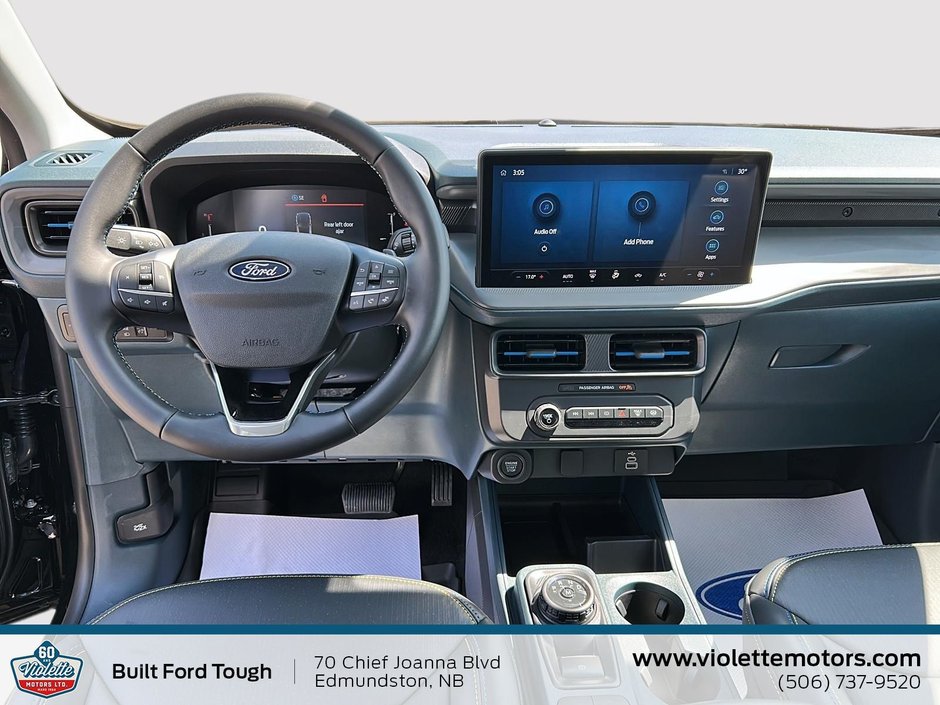 2025 Ford Maverick Lobo Standard