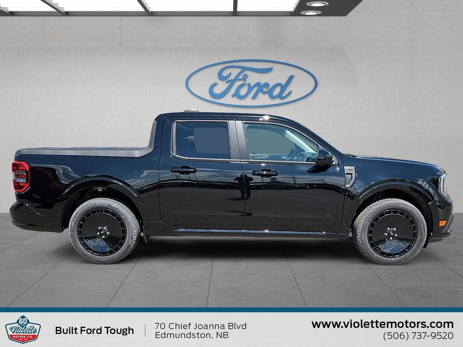 2025 Ford Maverick Lobo Standard