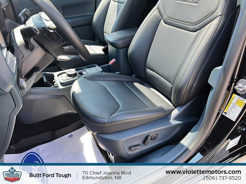 2025 Ford Maverick Lobo Standard
