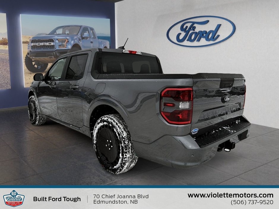 2026 Ford Maverick Lobo Standard