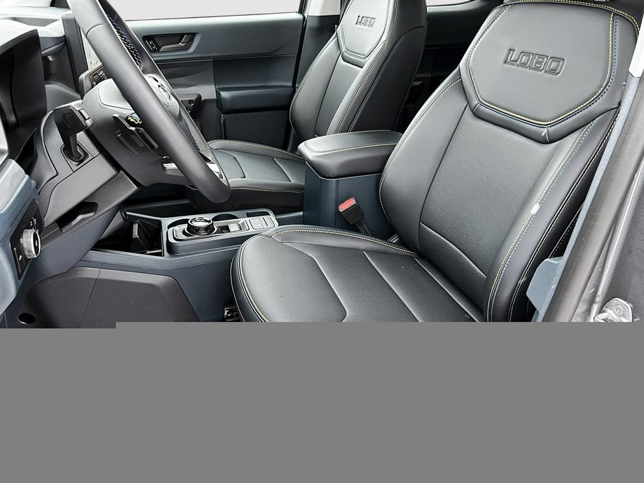 2026 Ford Maverick Lobo Standard