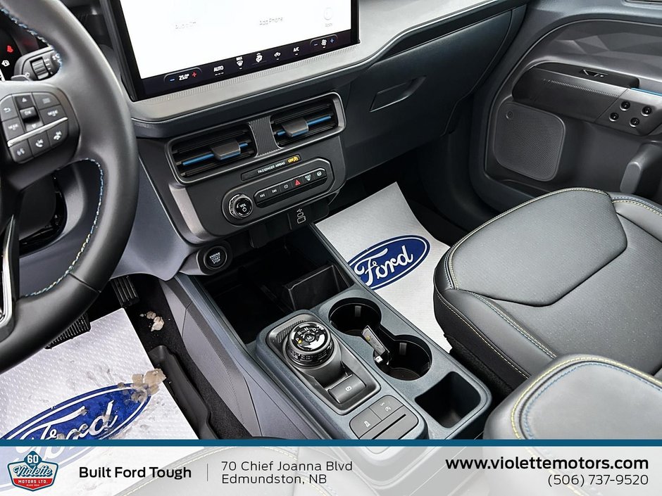 2026 Ford Maverick Lobo Standard