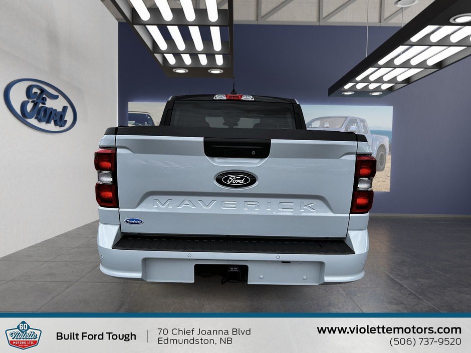 2026 Ford Maverick Lobo Standard