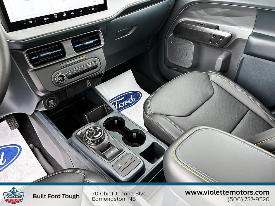 2026 Ford Maverick Lobo Standard