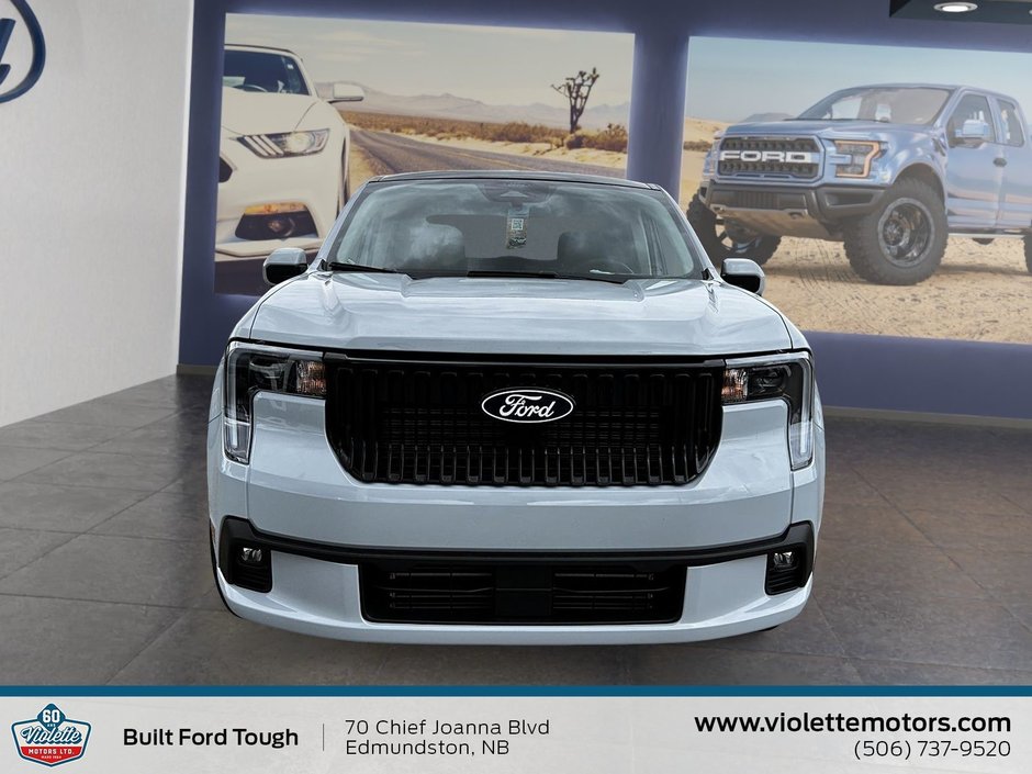 2026 Ford Maverick Lobo Standard