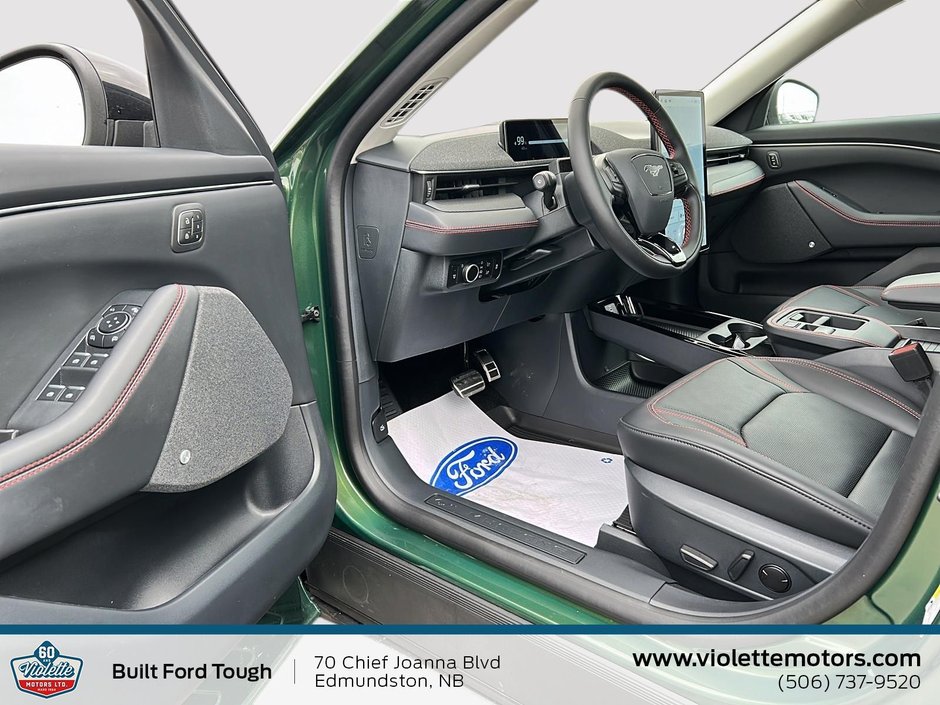 2025 Ford Mustang Mach-E Premium