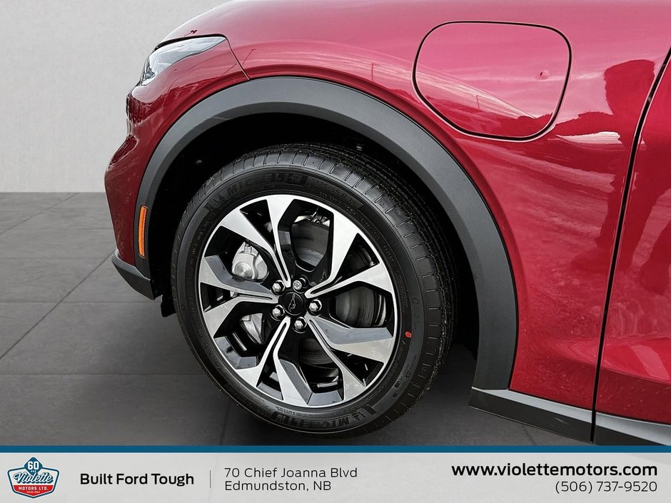 Ford Mustang Mach-E Select 2025