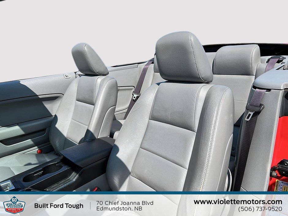 2006 Ford Mustang BASE