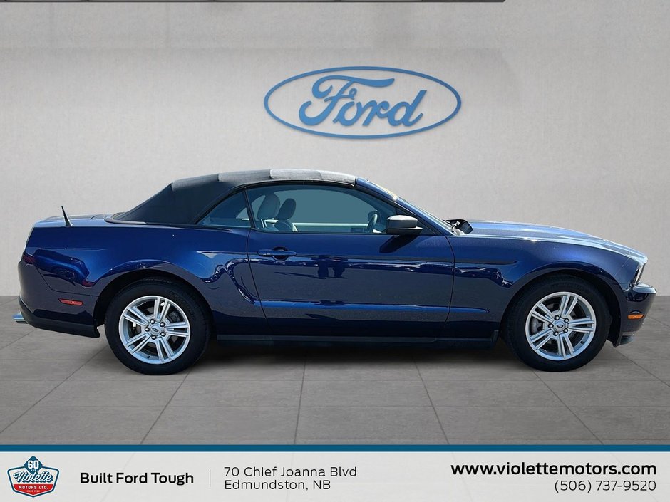 Ford Mustang V6 2010