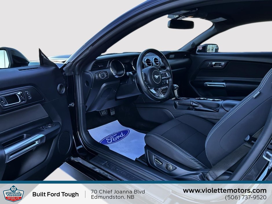 Ford Mustang V6 2015