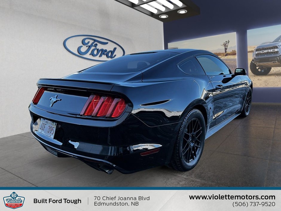 Ford Mustang V6 2015