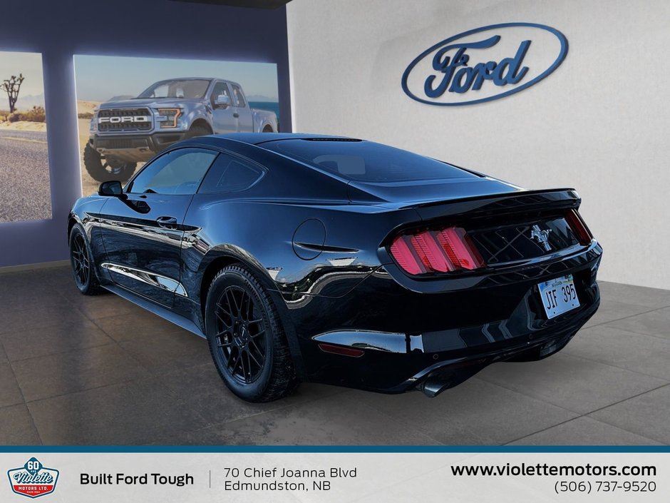 Ford Mustang V6 2015
