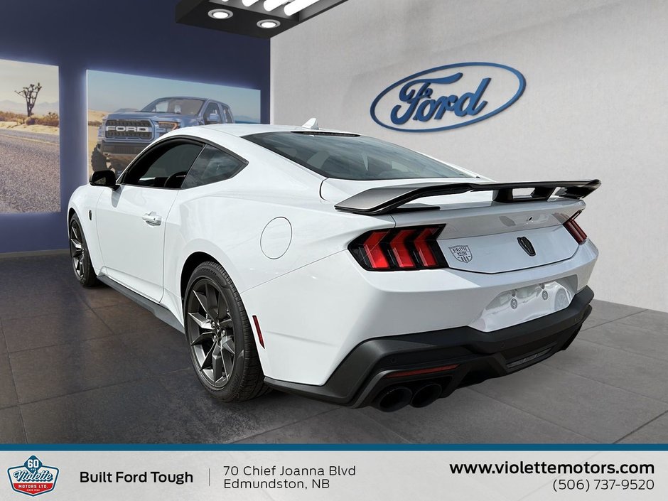 2024 Ford Mustang Dark Horse