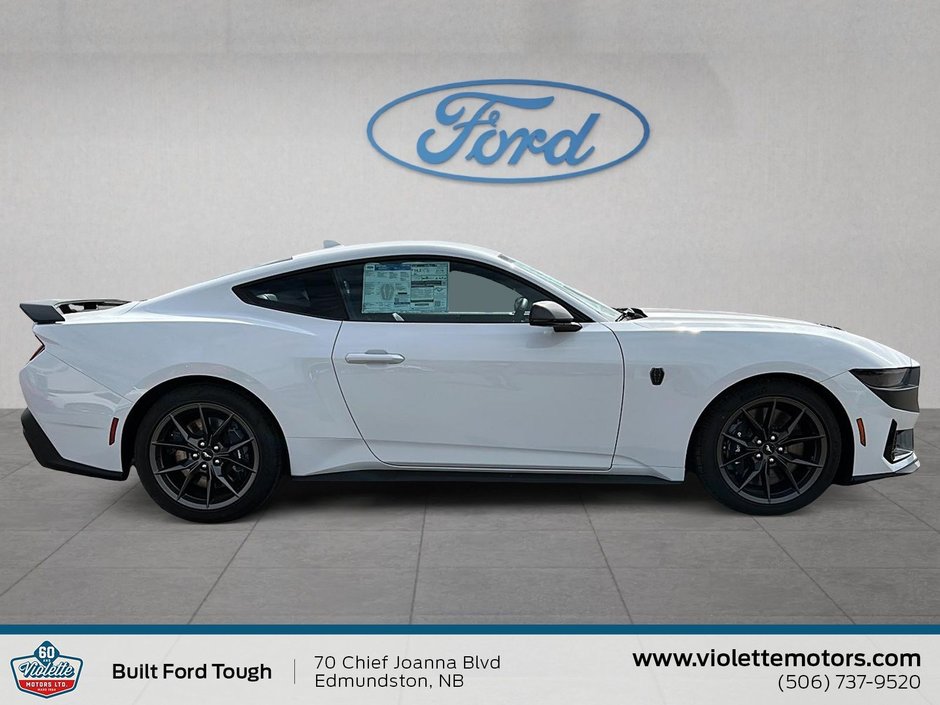 2024 Ford Mustang Dark Horse