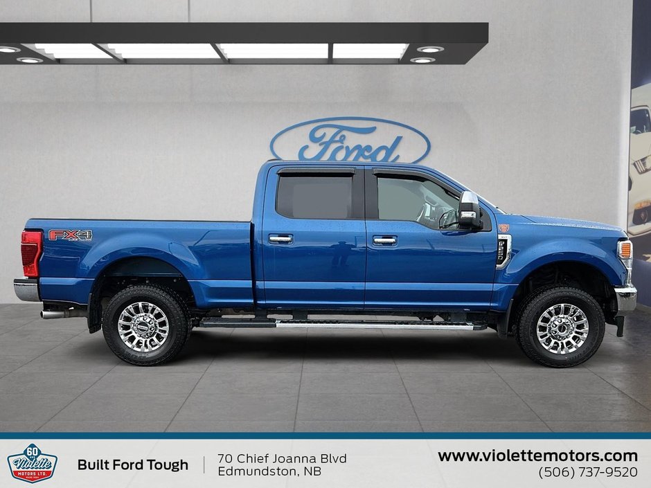 Ford Super Duty F-250 SRW XLT 2022