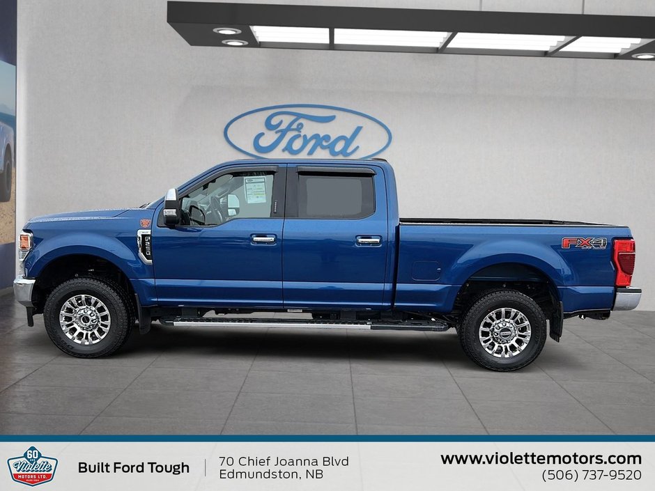 Ford Super Duty F-250 SRW XLT 2022