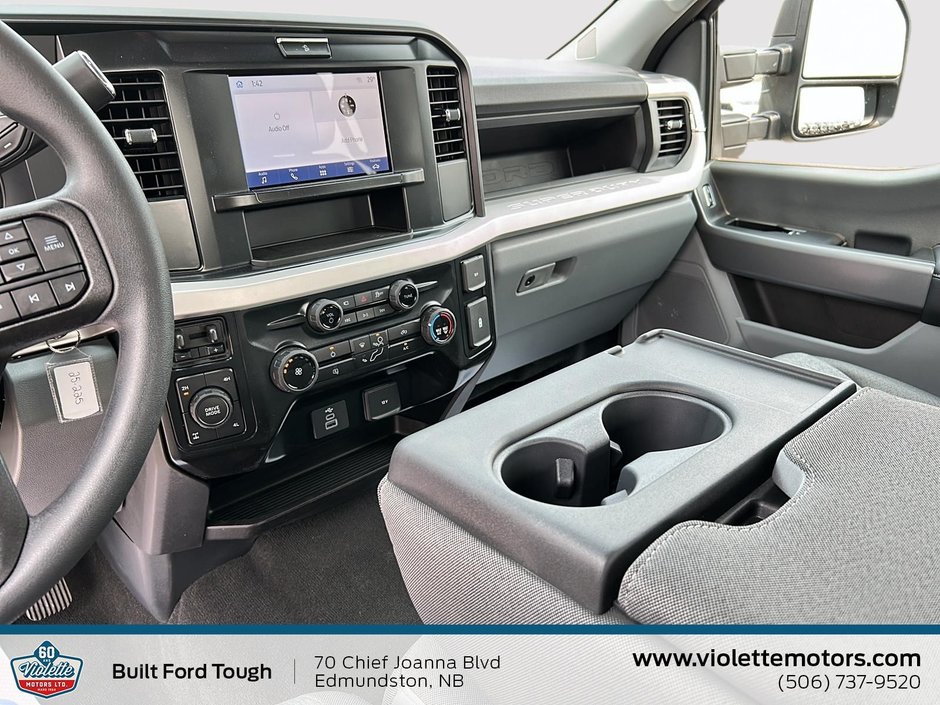 2025 Ford Super Duty F-250 SRW XL