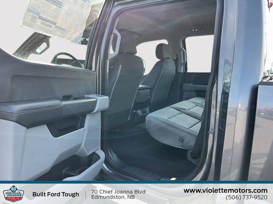 Ford Super Duty F-250 SRW  2025
