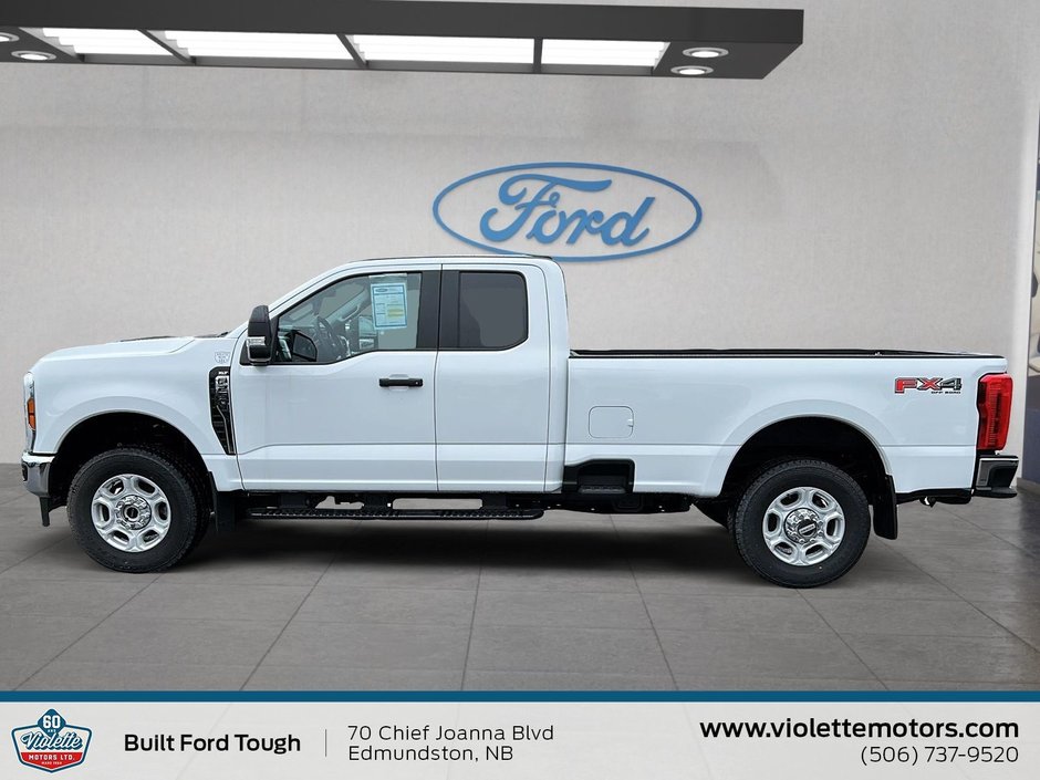 2025 Ford Super Duty F-250 SRW XLT