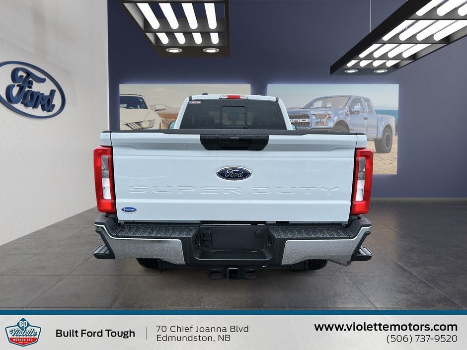 2025 Ford Super Duty F-250 SRW XLT