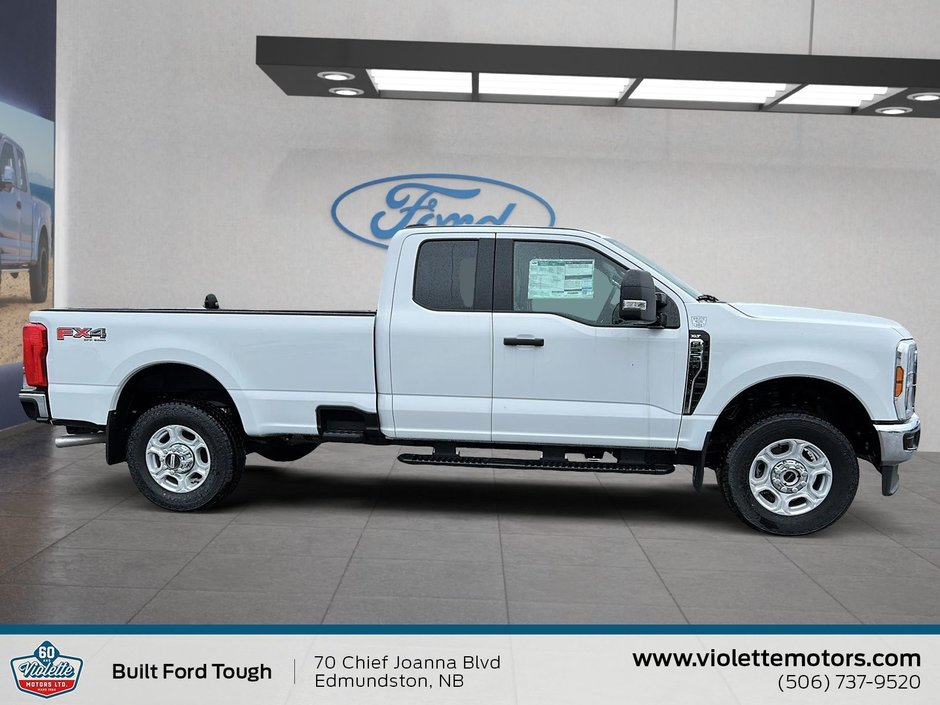 2025 Ford Super Duty F-250 SRW XLT