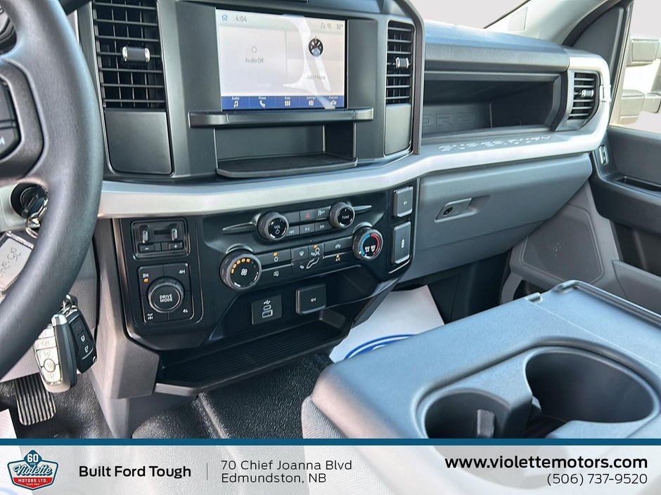 2025 Ford Super Duty F-250 SRW XL