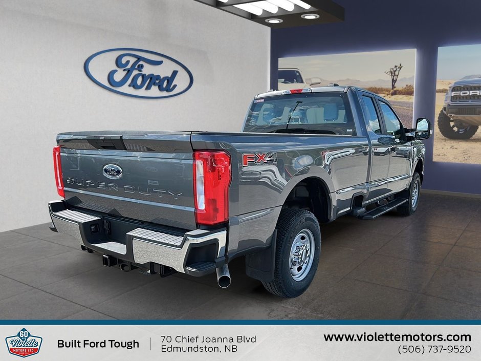 2025 Ford Super Duty F-250 SRW XL