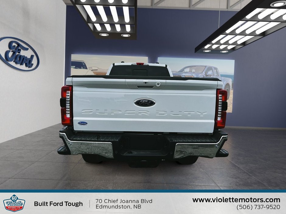2026 Ford Super Duty F-250 SRW LARIAT