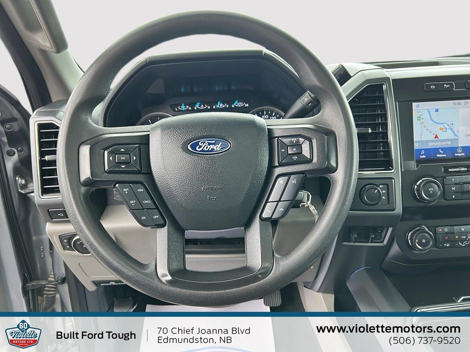 Ford Super Duty F-350 DRW XLT 2022
