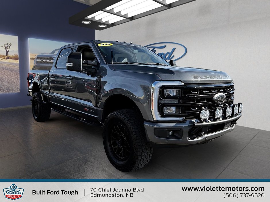 2024 Ford Super Duty F-350 SRW LARIAT