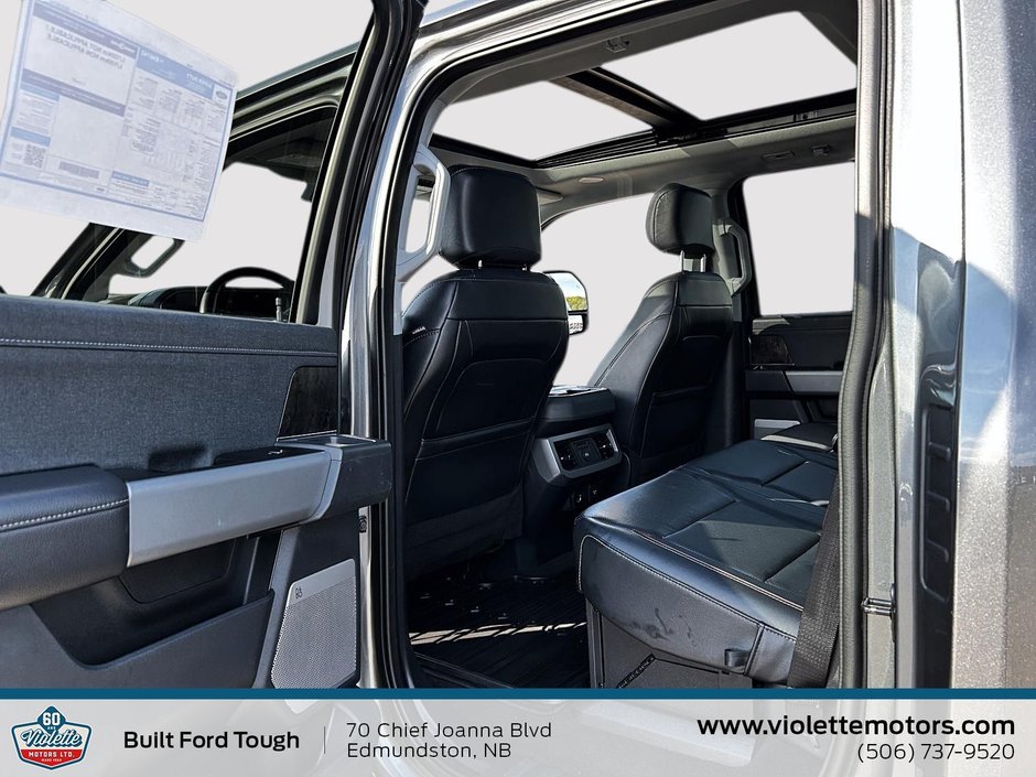 2024 Ford Super Duty F-350 SRW LARIAT