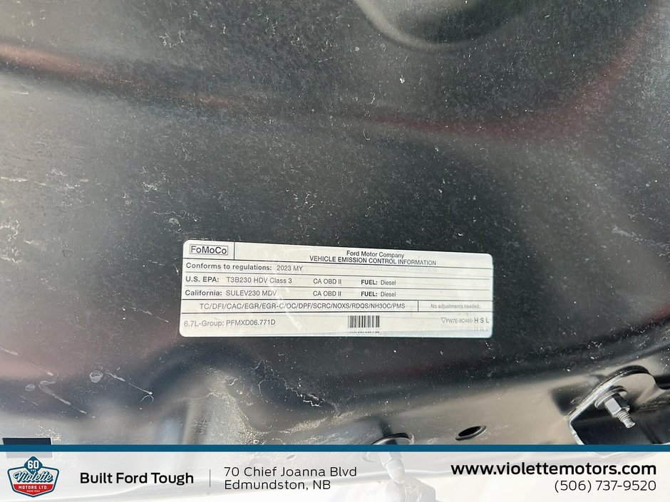 2023 Ford Super Duty F-450 DRW XLT