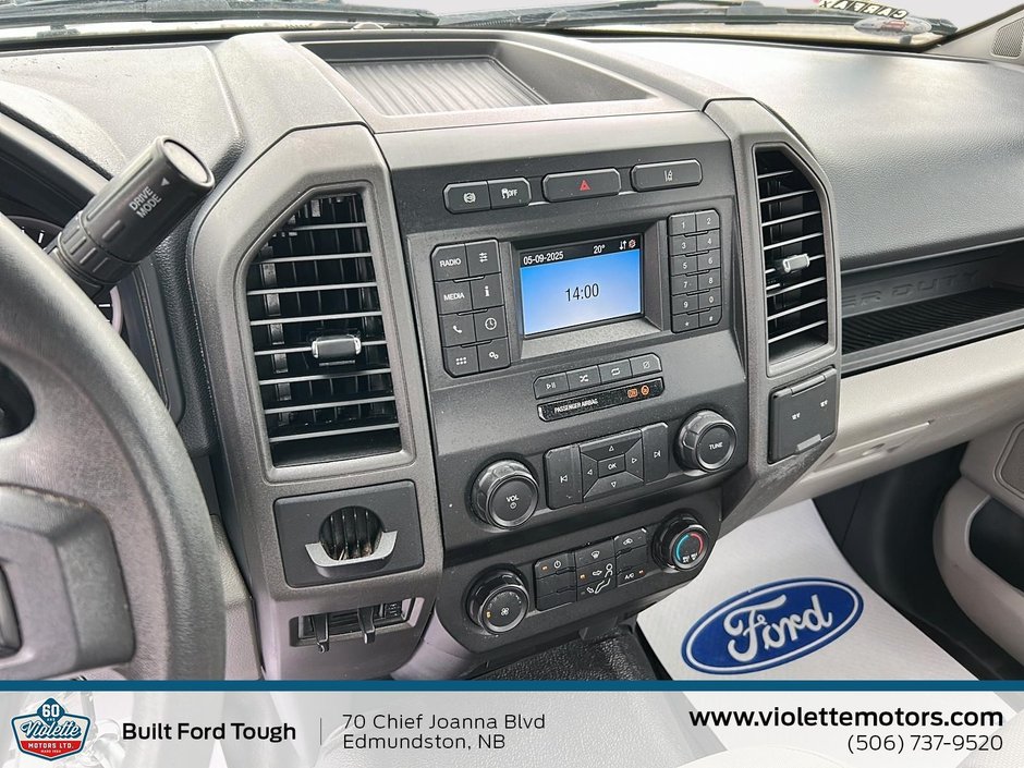 2022 Ford Super Duty F-550 DRW XL