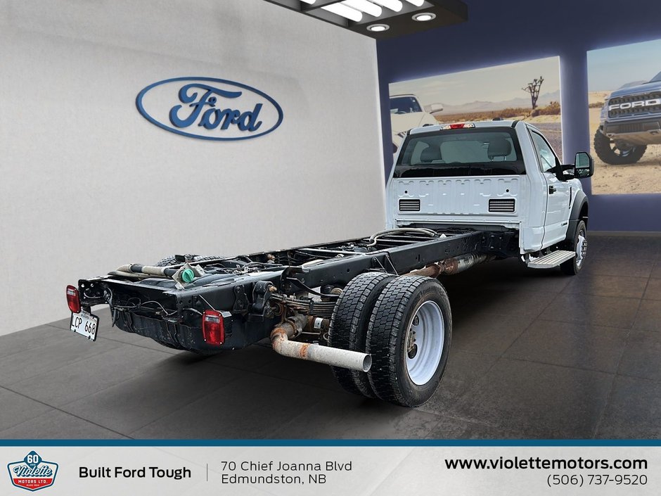 2022 Ford Super Duty F-550 DRW XL