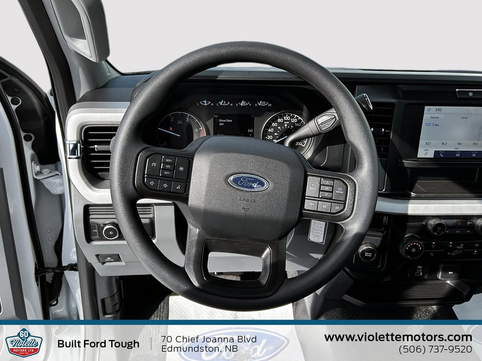 Ford Super Duty F-550 DRW XL 2026