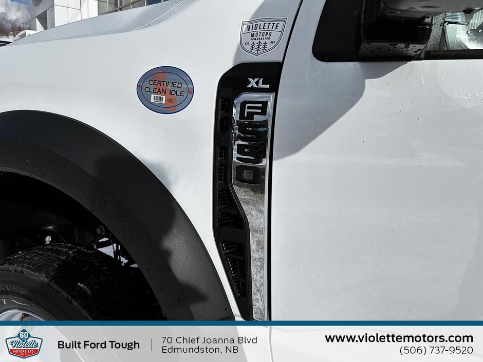 Ford Super Duty F-550 DRW XL 2026