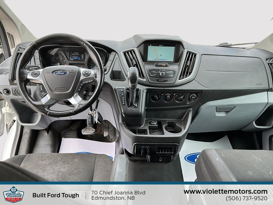 Ford Transit Cargo Van BASE 2017