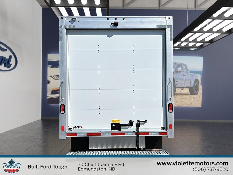 2025 Ford TRANSIT CUTAWAY BASE