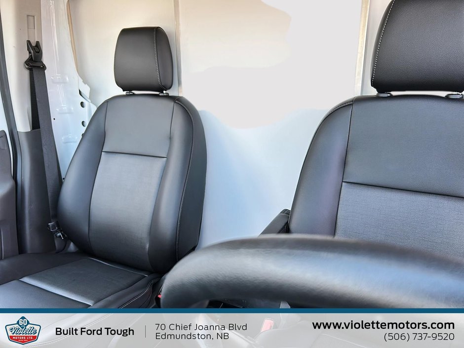 2025 Ford TRANSIT CUTAWAY BASE