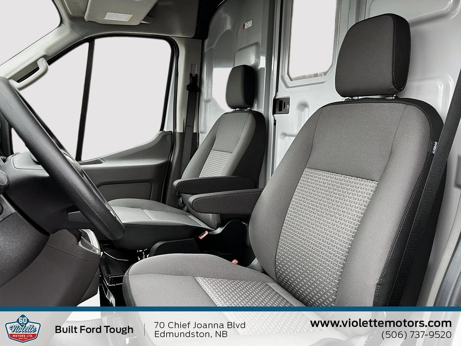 2026 Ford Transit Long 148 EL