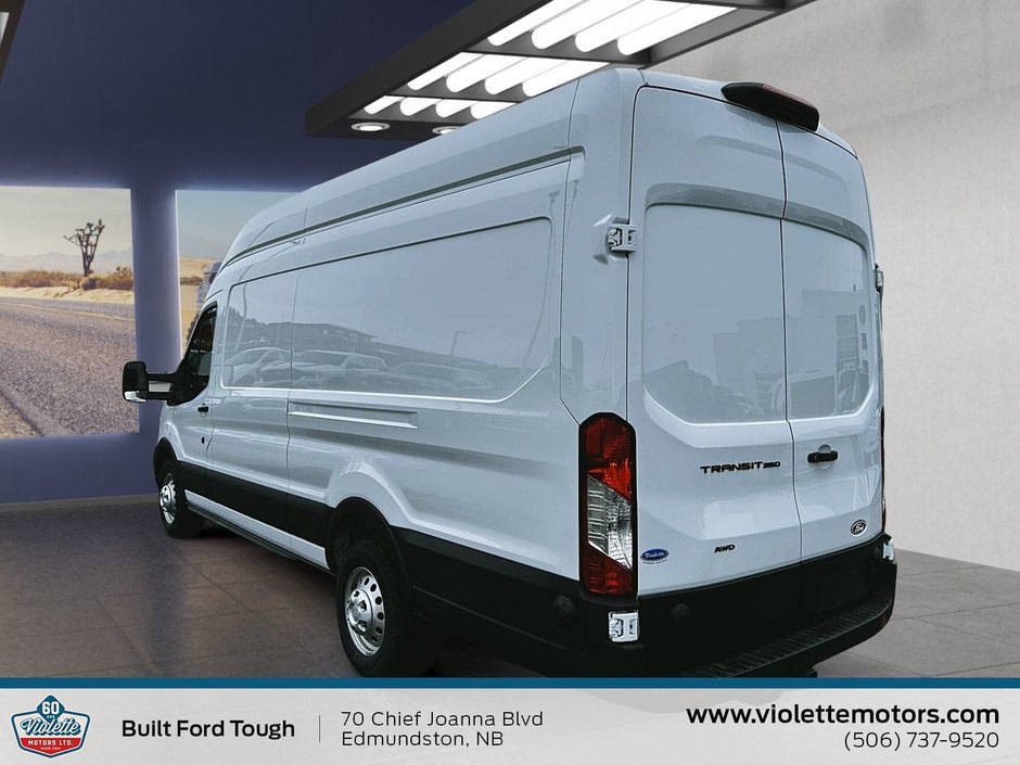 2026 Ford Transit Long 148 EL