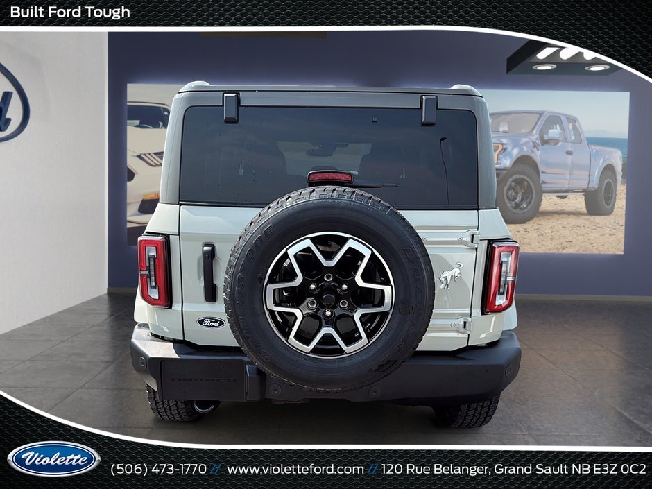 2026 Ford Bronco Outer Banks