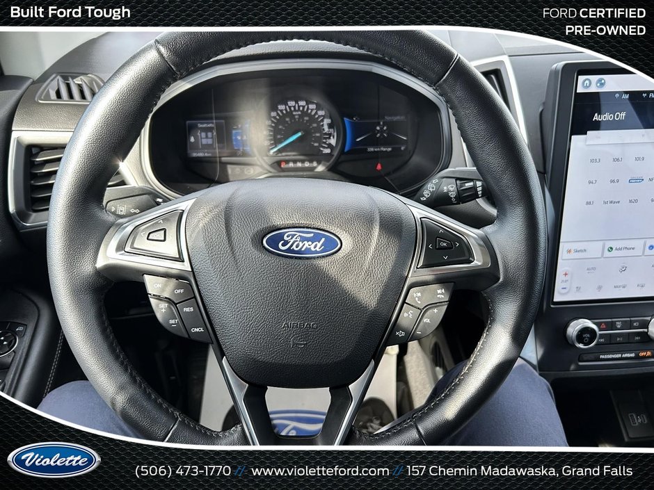 2022 Ford Edge Titanium