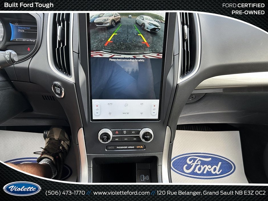 2023 Ford Edge SE