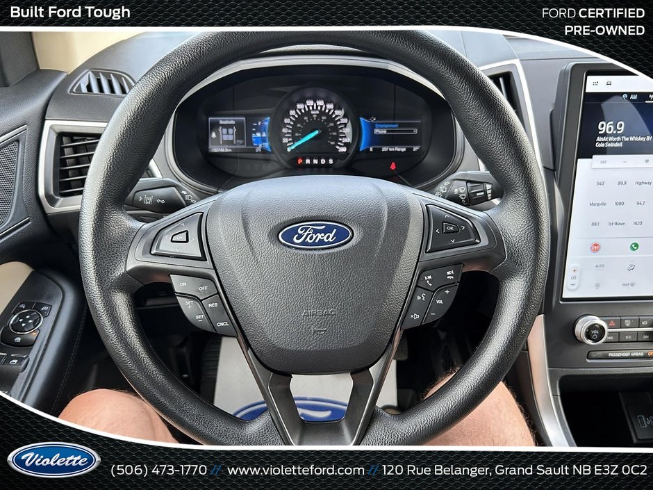 2023 Ford Edge SE