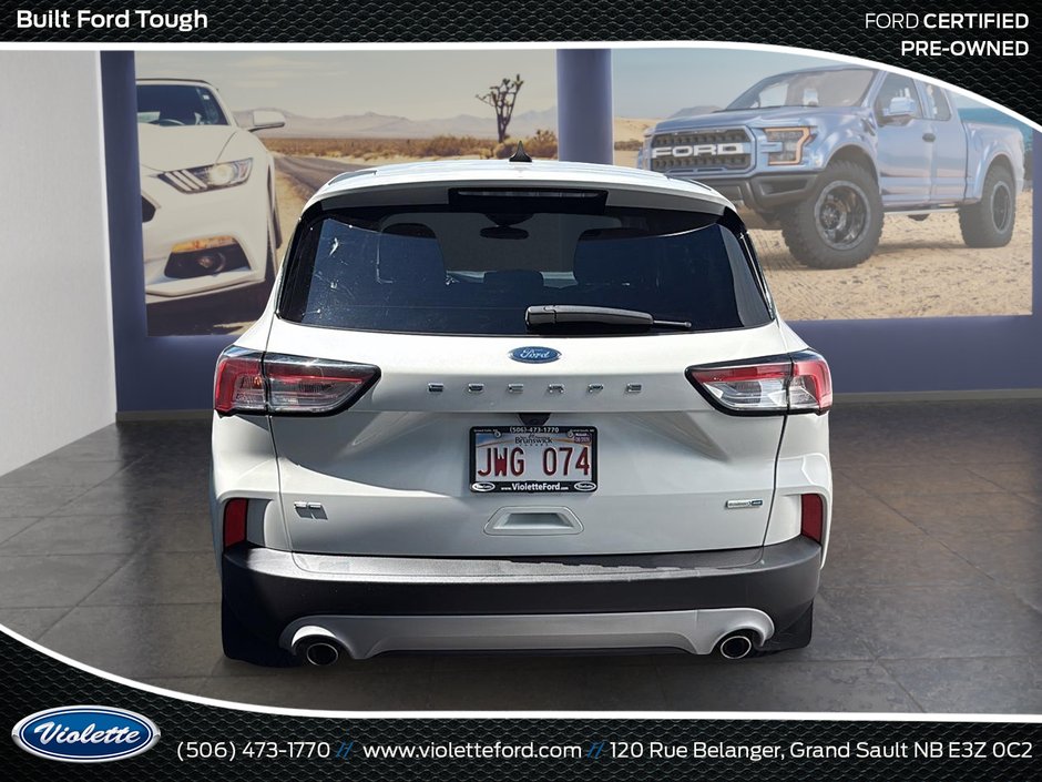 2020 Ford Escape SE